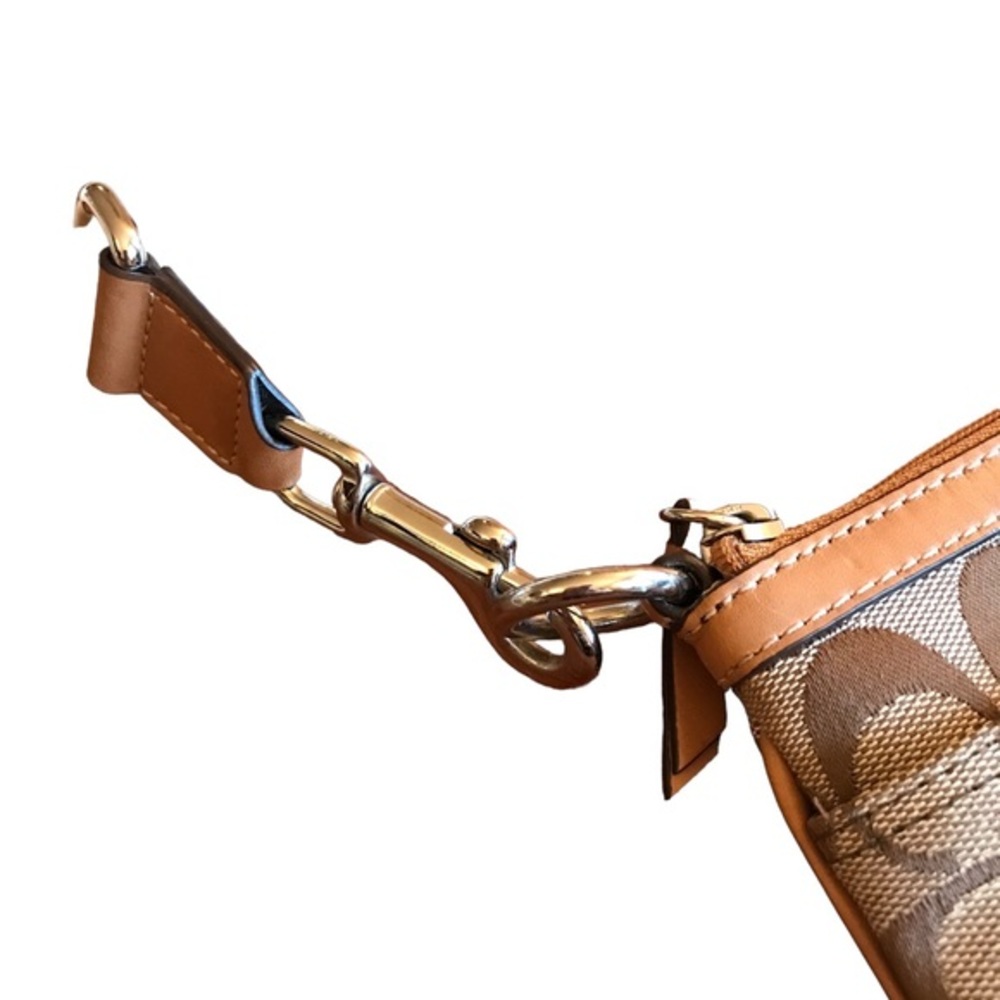 Coach crossbody bag - Picture 2 of 6